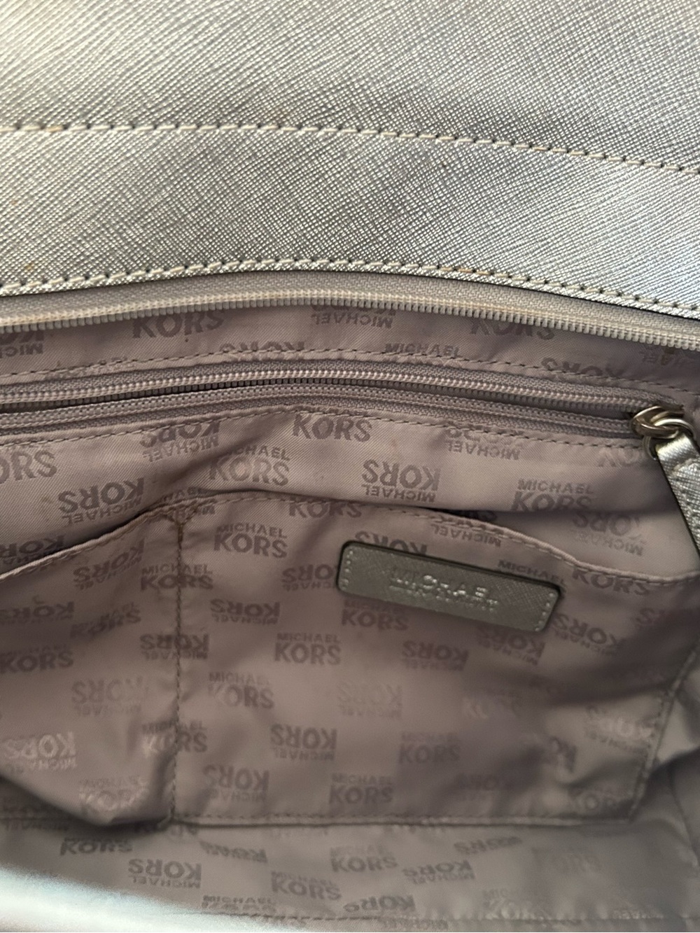 Michael Kors Metallic Silver Saffiano Tote with Matching Wallet - Picture 12 of 16